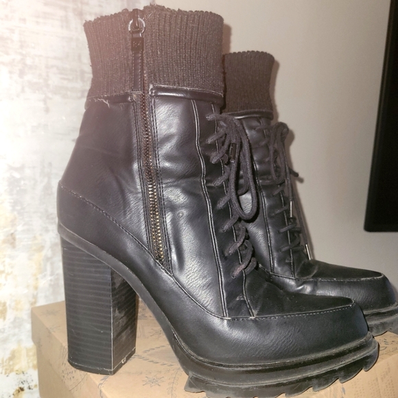 Women boots by Gwen Stefani - Picture 3 of 9